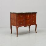 1191 8184 CHEST OF DRAWERS